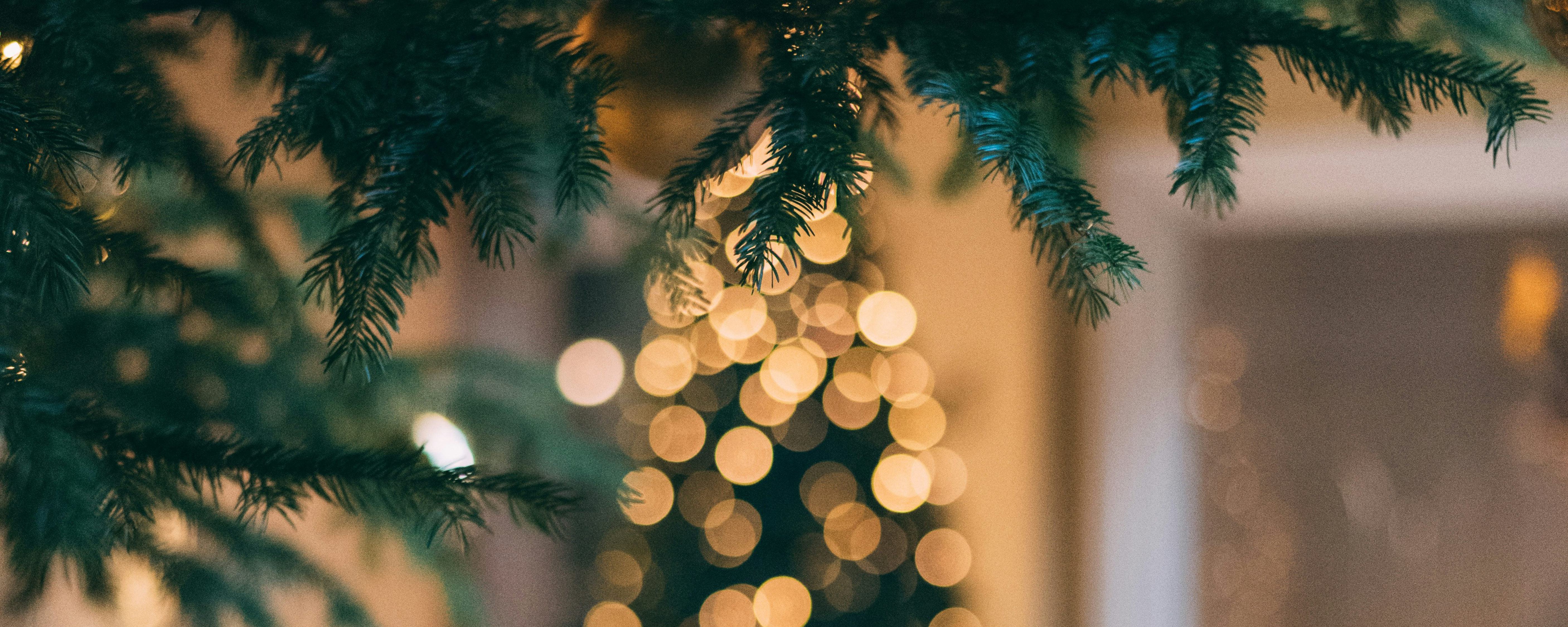 CORTINABANCA augura a tutti buone feste! 